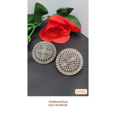 Oxidized Stud